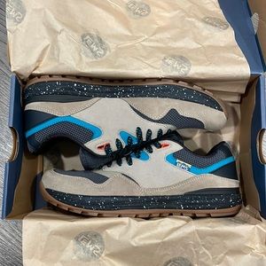 Lems Trailhead Brand New size 9